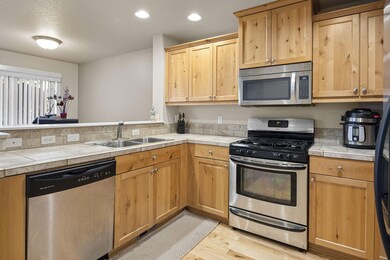 5-web-or-mls-61496 Aaron Way, Bend-5