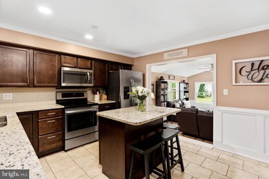 112 Riverview Cir, Colonial Beach, VA 22443 - photo 3