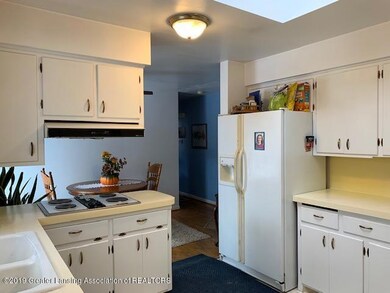 4615 Blackberry Ln, Lansing, MI 48917 - photo 5