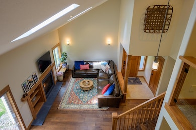LivingroomEntry
