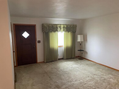 201 N Middle St, Portland, IN 47371 - photo 2