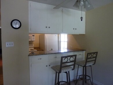 Brk bar: Breakfast bar with lots of storage above and below.