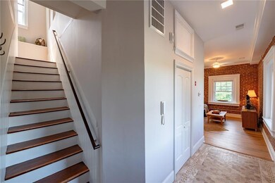 169 George St unit 302, Pawtucket, RI 02860 - photo 4