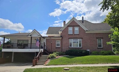 526 526 N State St, New Ulm, MN 56073 - photo 2