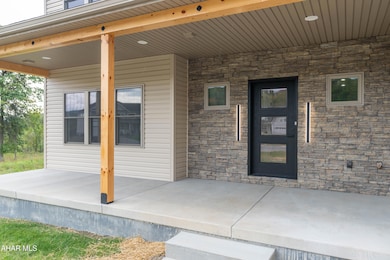 Amy Hite 171 Deer Track-256