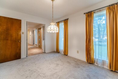 520 Cumberland Dr, Hurst, TX 76054 - photo 7