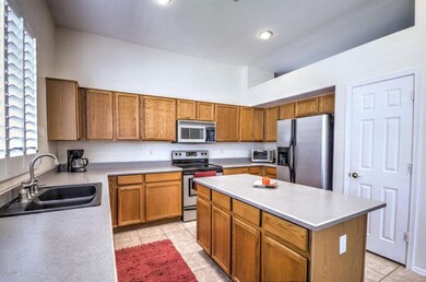 Kitchen 8