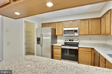 9411 Steeple Ct, Laurel, MD 20723 - photo 6