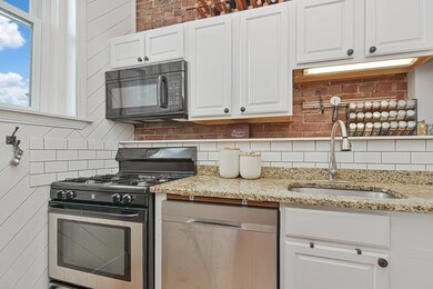 33 Bay State Rd unit 5, Boston, MA 02215 - photo 6