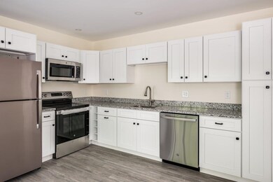 725 Central Ave unit 201, Dover, NH 03820 - photo 4