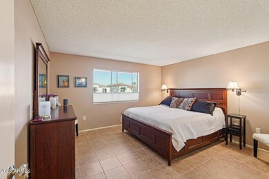 17-web-or-mls-N Mica Dr-S1411-017