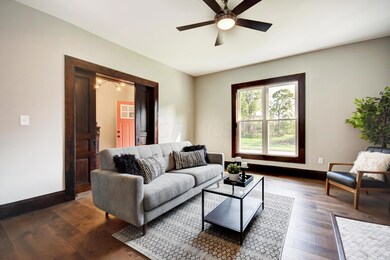Living Room (2)