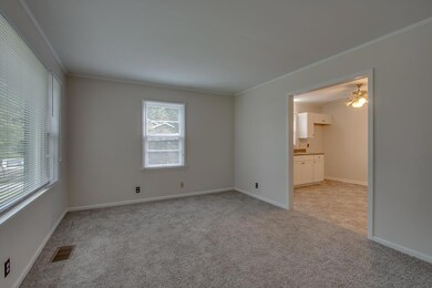 102 E Ray St, Dickson, TN 37055 - photo 3