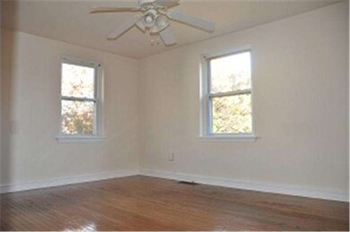 225 Shepherd Ln, Norristown, PA 19403 - photo 6