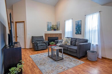 2033 NW Joshua Tree Ct Redmond-large-003