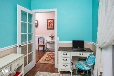 Office_DMD_6733-SMALL