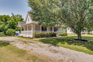 219 Edgeview Dr, Shelbyville, TN 37160 - photo 3