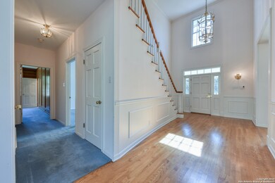 9512 Majestic Oak Cir, San Antonio, TX 78255 - photo 4