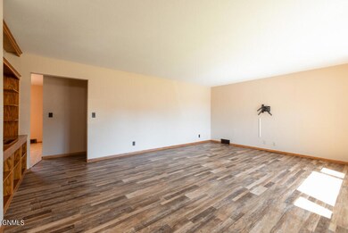 1034 N 29th St MLS-2