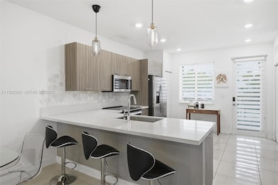 6420 NW 102nd Path unit 110, Doral, FL 33178 - photo 3