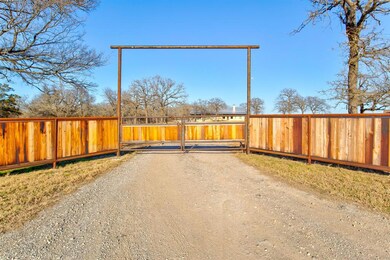 10701 Tango Rd, Weatherford, TX 76087 - photo 4