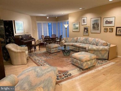 3041 Fallstaff Rd unit 205D, Baltimore, MD 21209 - photo 7