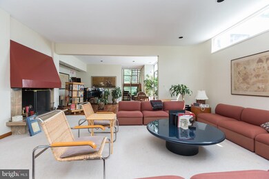 3125 Chain Bridge Rd NW, Washington, DC 20016 - photo 4