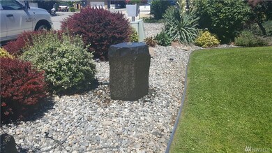 709 S Lexington Place, East Wenatchee, WA 98802 - photo 3