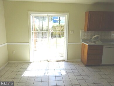 209 S 4th St, Womelsdorf, PA 19567 - photo 5