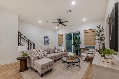 1911 Dewalt St, Houston, TX 77088 - photo 2