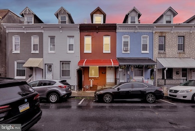 1053 Moss St, Reading, PA 19604 - photo 2