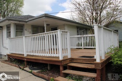 613 E 5th St S, Newton, IA 50208 - photo 5