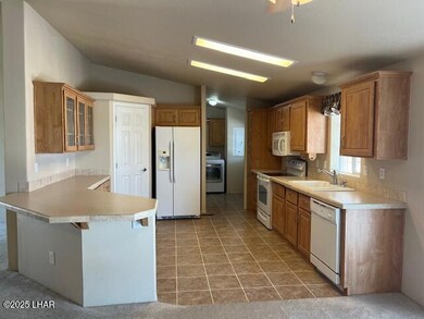 960 W Pyramid St, Quartzsite, AZ 85346 - photo 6