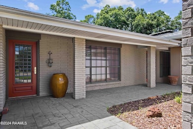 4-web-or-mls-4901 N University Ave-4