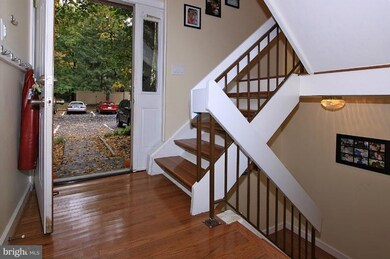 2380 Cloudcroft Square, Reston, VA 20191 - photo 2