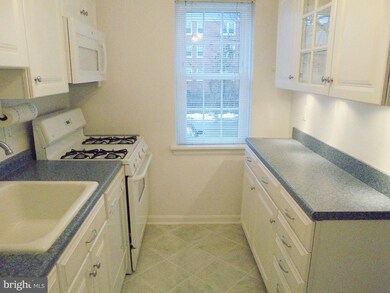 1413 Belle View Blvd unit A2, Alexandria, VA 22307 - photo 3