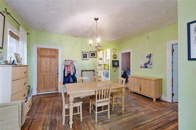 22 Roblen Dr, Pawtucket, RI 02860 - photo 6