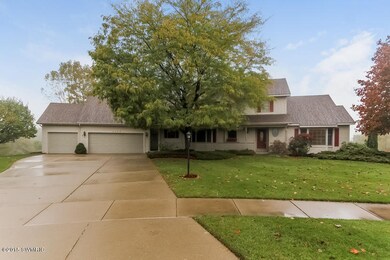 003-Front_View-1285209-mls.jpg