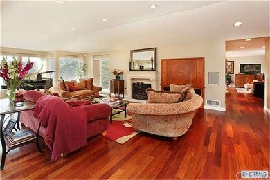 Entry to Living Room through Double Door Entry