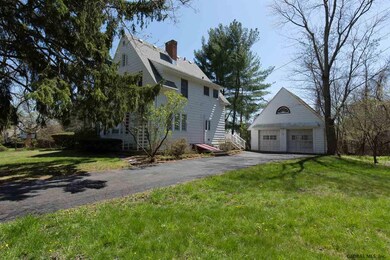 9 Upland Rd, Albany, NY 12204 - photo 4