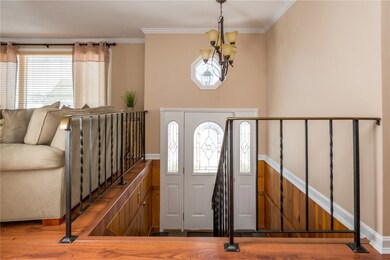 52 Andrews Ave, West Warwick, RI 02893 - photo 3