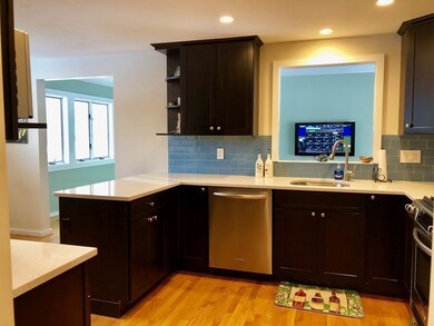 71 Bumble Bee Cir, Shrewsbury, MA 01545 - photo 7