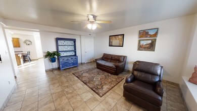 2856-N-Clark-Pkwy-02092022_103023