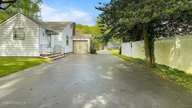 70 Maple Ave, Little Silver, NJ 07739 - photo 4