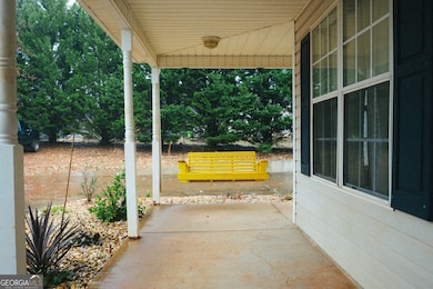 1145 Larkspur Dr, Locust Grove, GA 30248 - photo 2