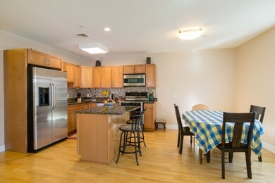 135 Willow Ave unit 1, Somerville, MA 02144 - photo 4