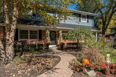 1592 Newcomer Rd, Columbus, OH 43235 - photo 4