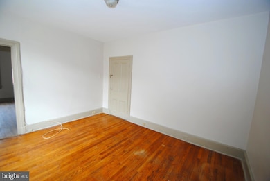 30 W Union St, Burlington, NJ 08016 - photo 5