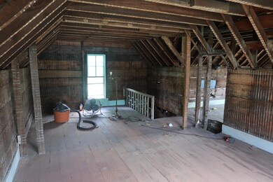 533 W Main St, Hartford, MI 49057 - photo 4