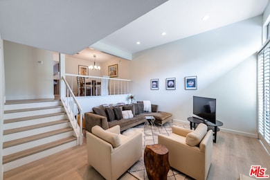 13915 Riverside Dr, Sherman Oaks, CA 91423 - photo 4